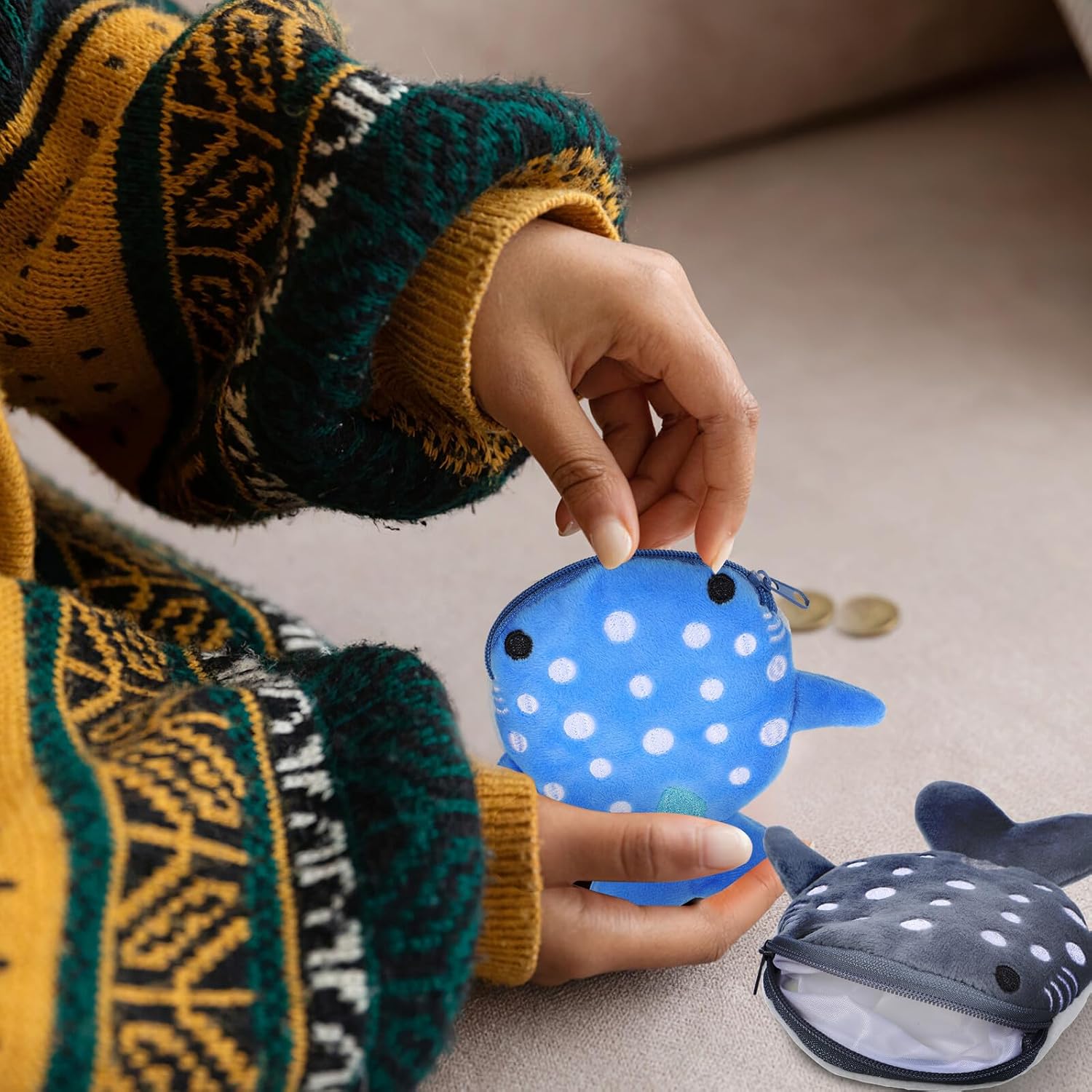 Yardwe Shark Plush Coin Purse Set for Boys, Small Zipper Wallet Soft Cartoon Coin Pouch, Blue and Gray Cute Money Organizer for School and Travel