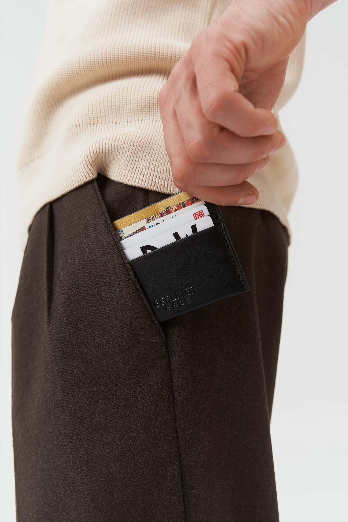 Berliner Bags Porta Carte Pelle Uomo Donna, Portacarte Slim Compatto con Protezione RFID, Porta Tessere 8 Carte – Nero