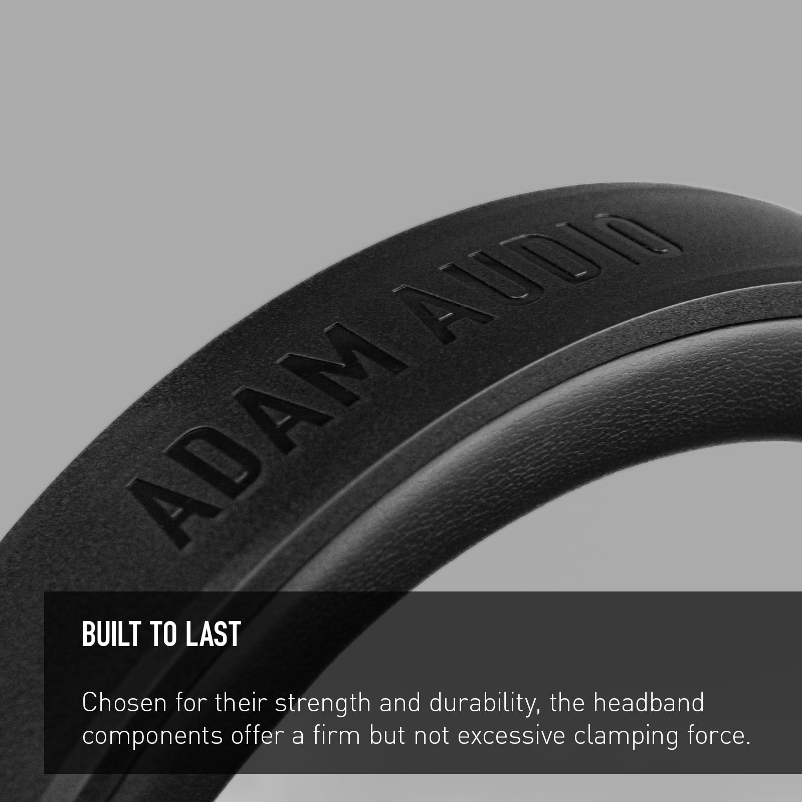 Adam Audio Casque de Studio fermé H200 avec Logiciel d’optimisation et de spatialisation fourni | Câble détachable de 3 m, 2 Hz-23,5 KHz, 32 Ω, coussinets remplaçables, sac de transport