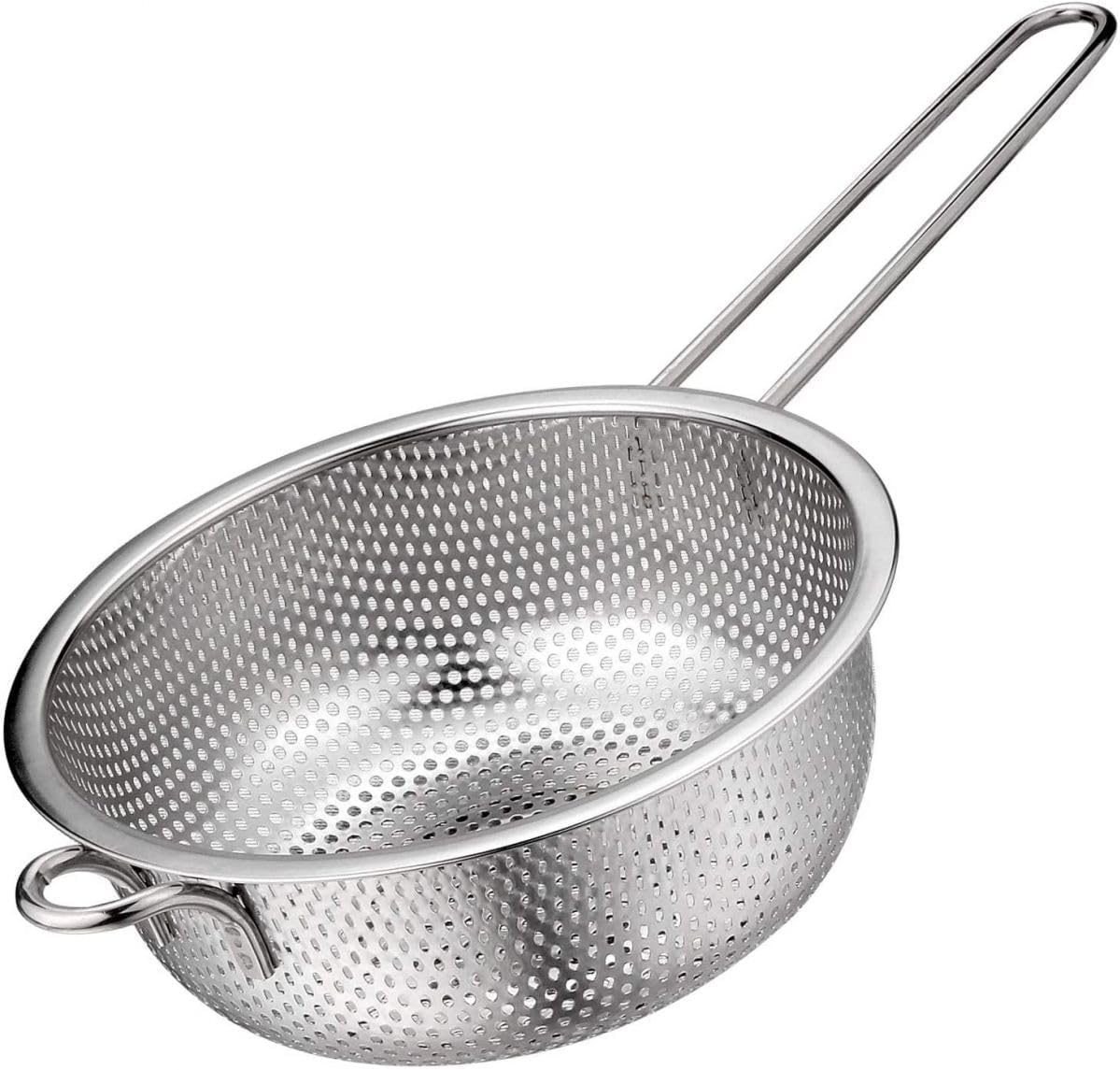 Space Home - Colador de Cocina con Mango - Escurridor de Acero Inoxidable con Mango - Colador Arroz Microperforado - Escurridor Pasta - Colador de Metal - Colador Escurridor Acero Inoxidable - 16 cm