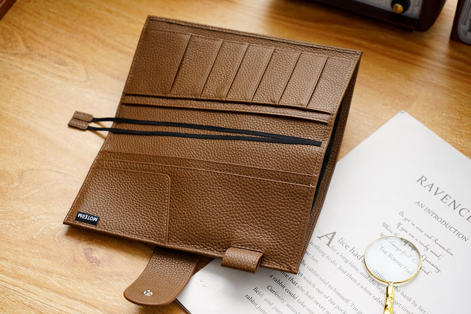 Moterm Hoes, van leer, geschikt voor Hobonichi Weeks/Weeks Mega, met rugvakje (kiezel-olijfgroen