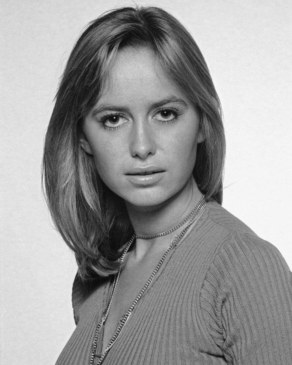 Worldphotographs Susan George 10X8 Photo