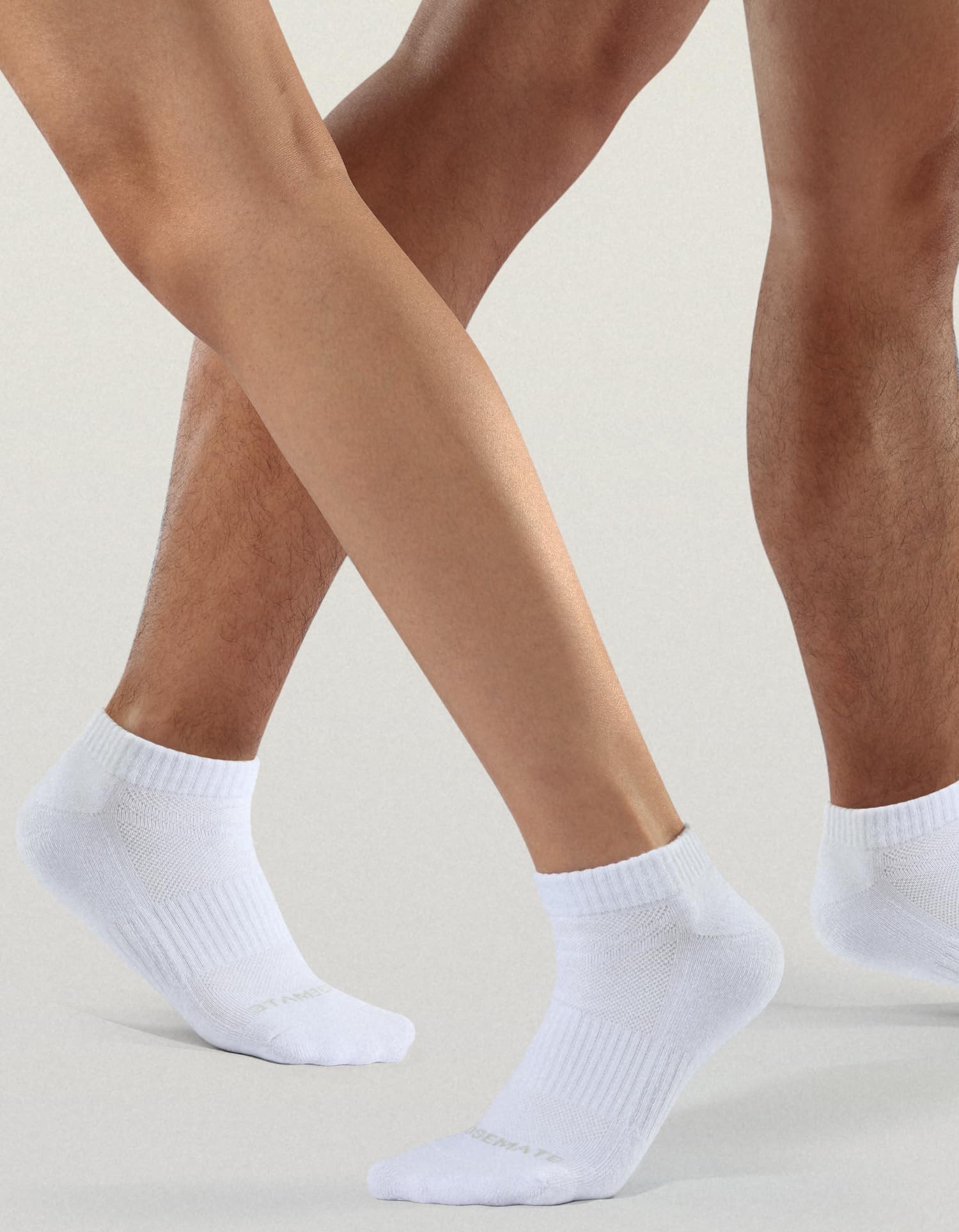 CLOSEMATE 6 Paires Chaussettes Basses Homme Femme 39-42 43-46 en Coton Socquettes de Sport Antidérapantes Respirantes Anti-Ampoule pour Sportswear Running Randonnée Cyclisme Tennis en Blanc Noir Gris