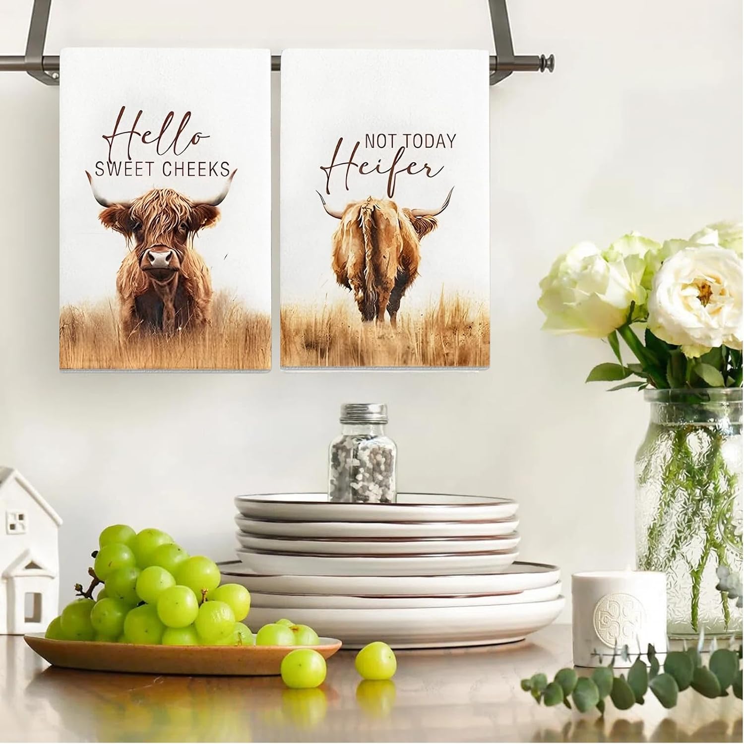 Western Highland Cow Bathroom Decor Towels, Farmhouse Hello Sweet Cheeks Hand Towel Set, Christmas Highland Cow Lover Gifts, Microfiber Dish Tea Towels 16x24in