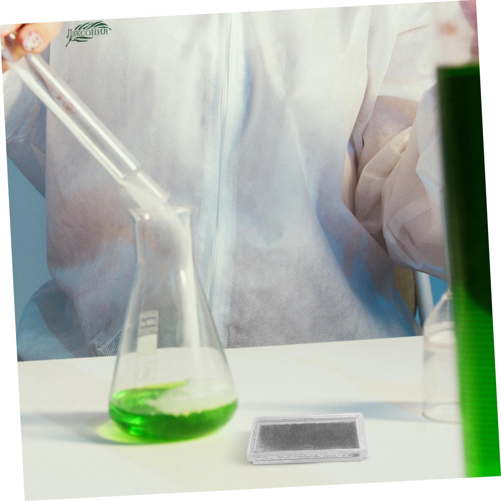 ULTECHNOVO Boîte de Physique pour Écoles et Expositions Scientifiques Limaille de Fer Argentée Matériel Facile à Utiliser pour Expériences Magnétiques