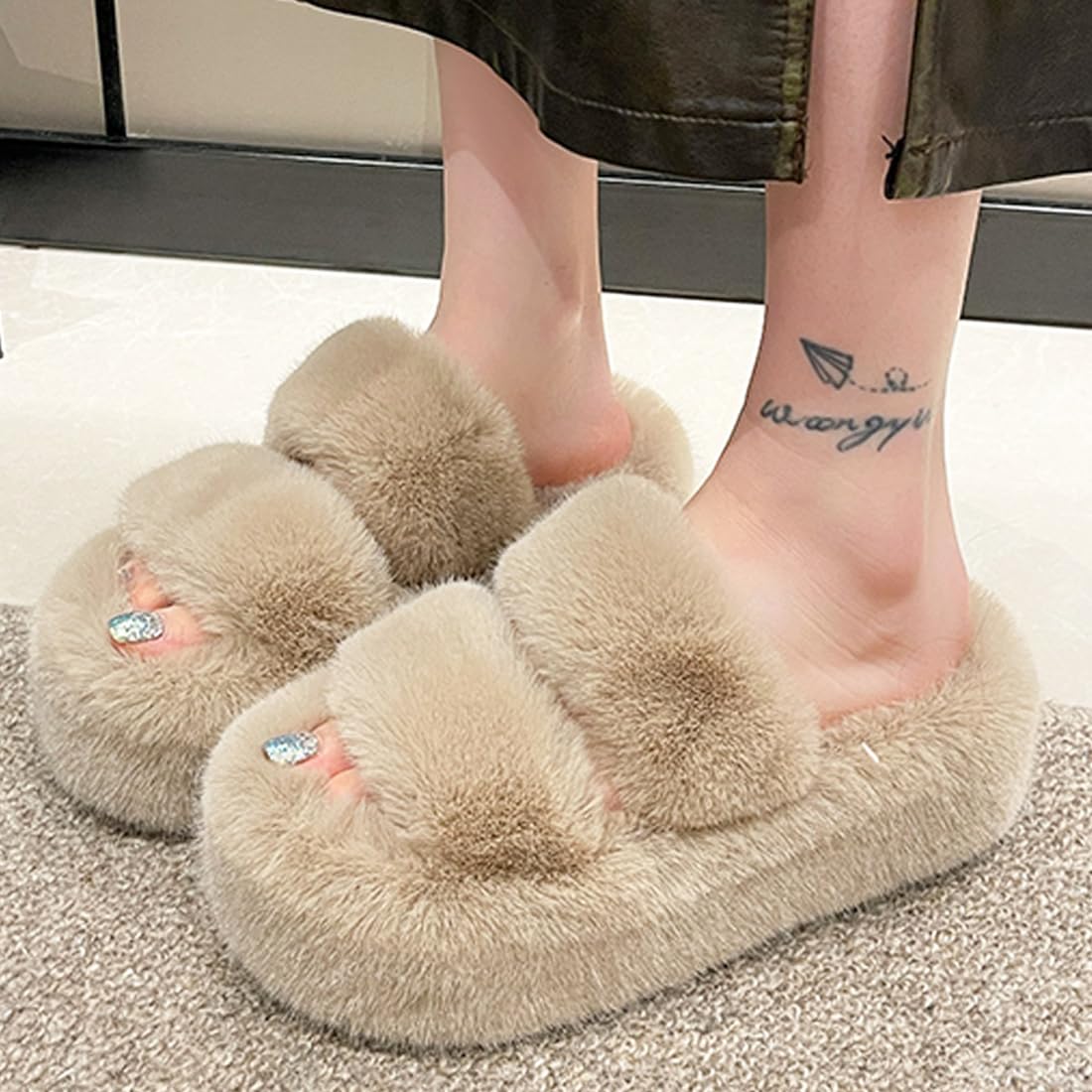 Harssidanzar Donne Fuzzy Comfy Faux Fur House pantofole scarpe,diapositive pelose,Slip On Slipper per le donne KL505EU