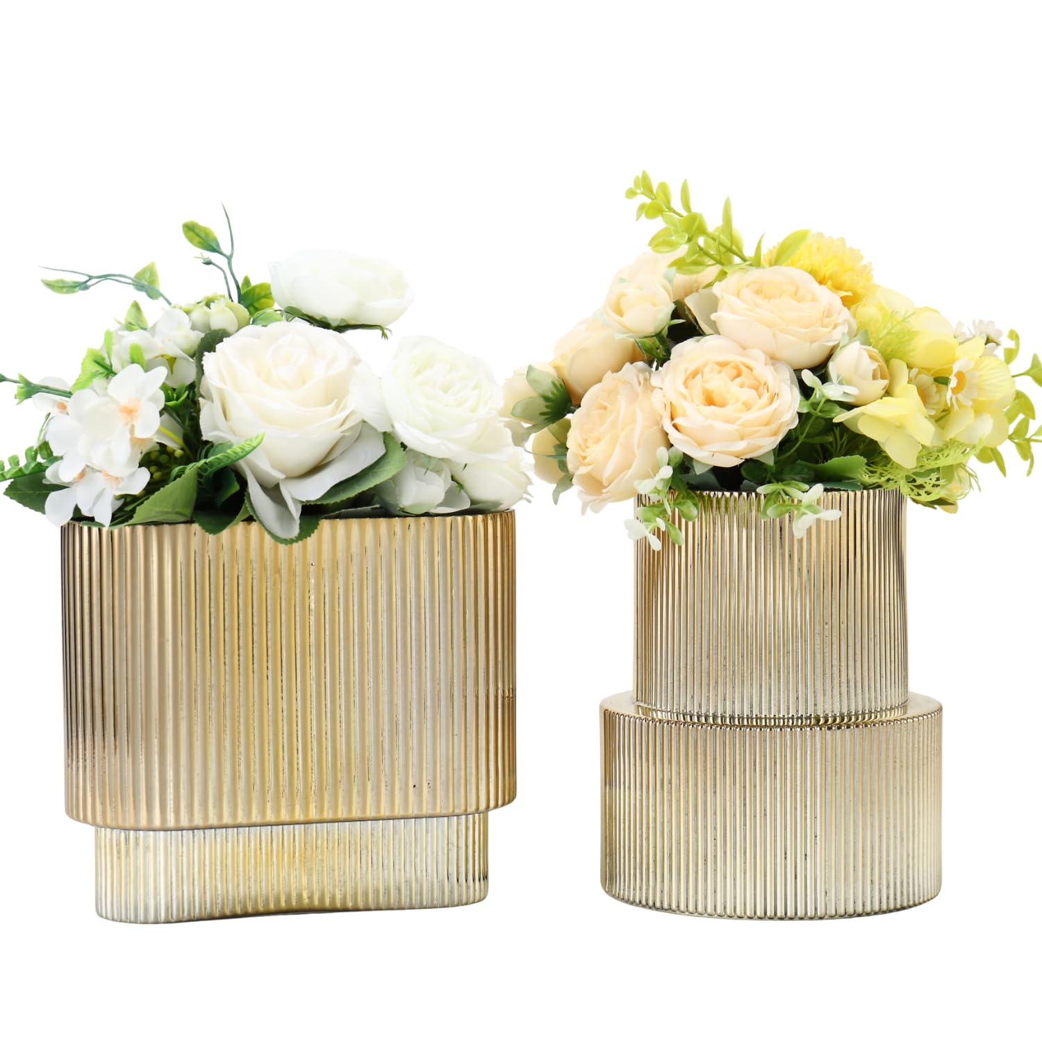 Vase doré pour tulipes idéal pour illuminer une table à manger ou une cheminée