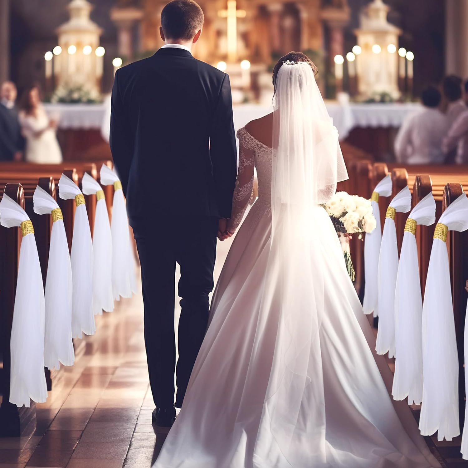 24 Stück Weisser Tüll Stuhlschleifen Organza Stoff Stuhlhussen Dekoband hochzeit stuhl deko Hochzeits Gang Dekorationen für Hochzeitszeremonie Empfang Kirchenbänke Outdoor Party silberne Schnalle