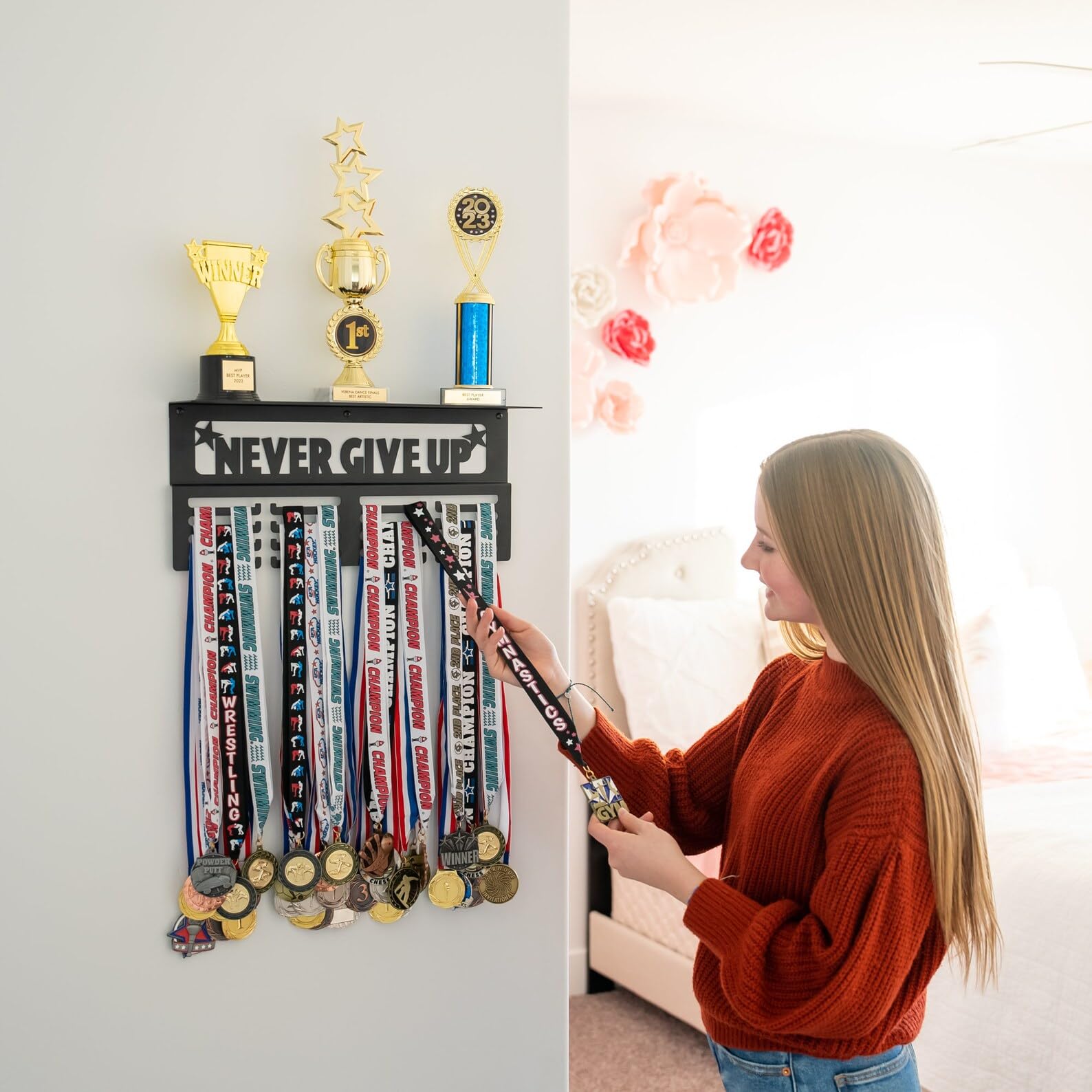 Never Give Up Medal Display Rack and Trophy Shelf, Black Metal, 64+ Medals Capacity, 45 x 40 cm Wall Mount-image-34