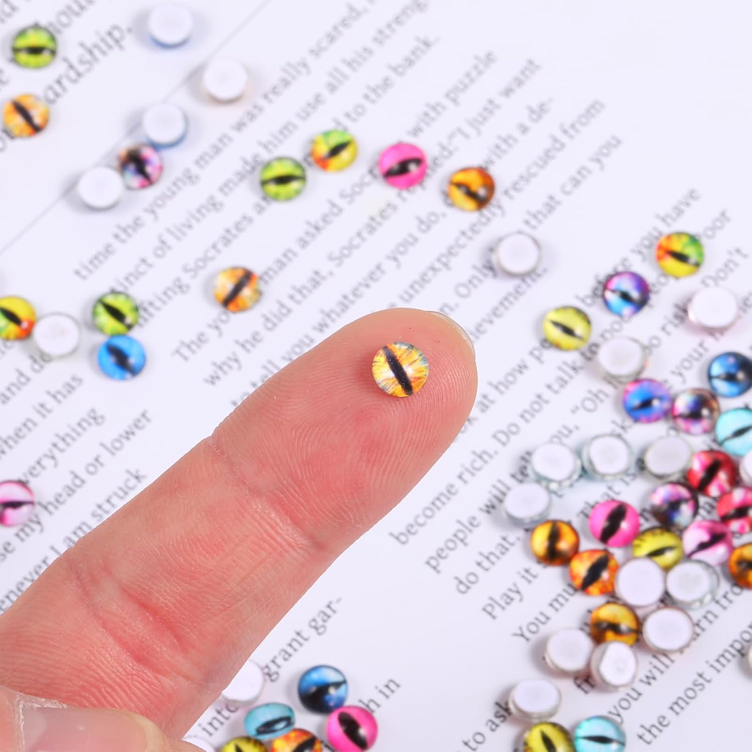 Hadnves 150 PCS Glass Dragon Eyes 6mm Assorted Eyes Glass Cabochon for Clay Doll Making DIY Crafts Jewelry Artist Sculpture Crochet Animal Polymer Cat Bird Snake Frog Doll Art Supplies Findings