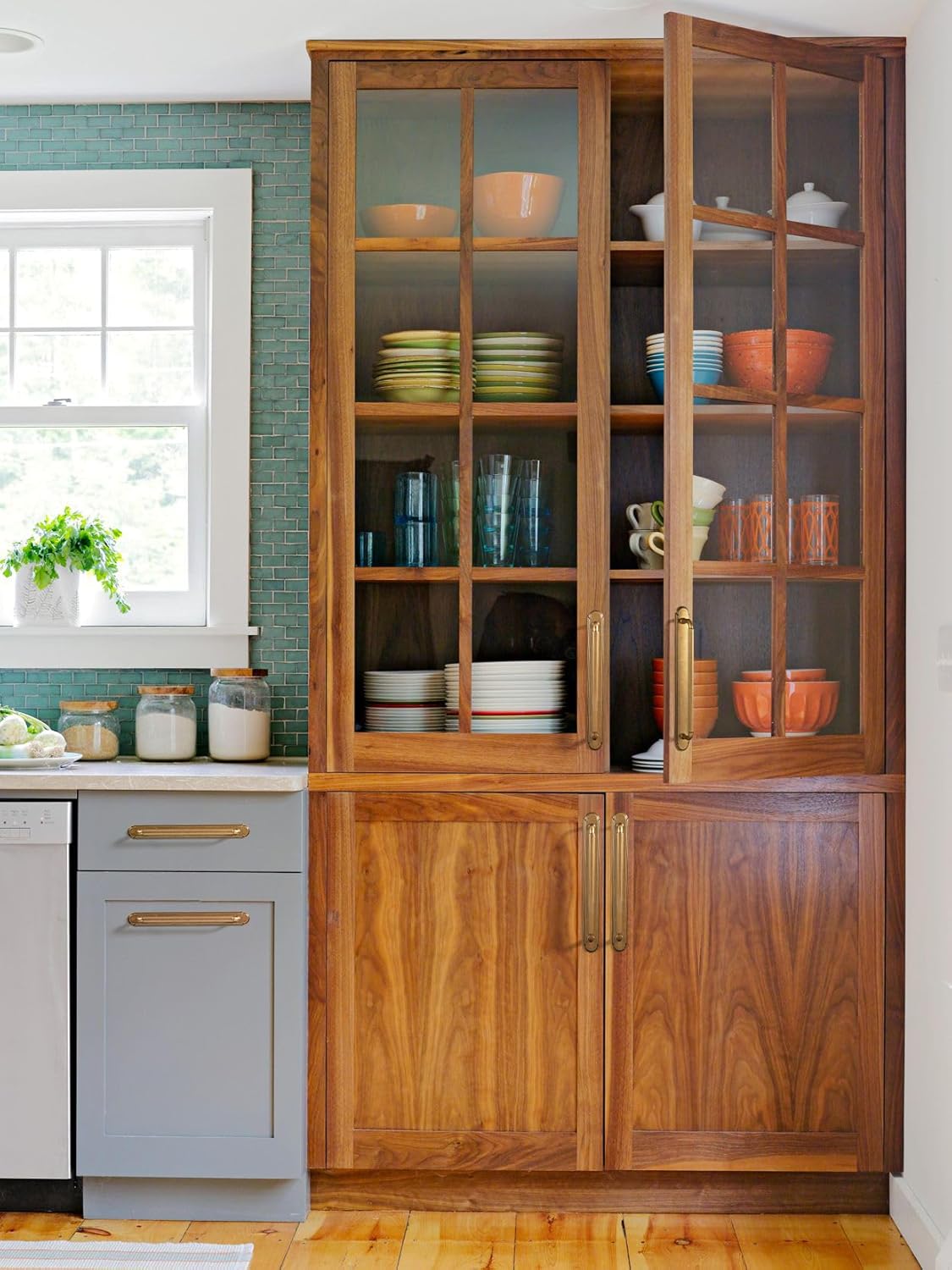 Goo-Ki 2 Pack Cabinet Pulls with Backplate/Spacer Antique Brass Drawer Handles, 5 Inch Hole Center Vintage Retro Zinc Alloy Kitchen Hardware