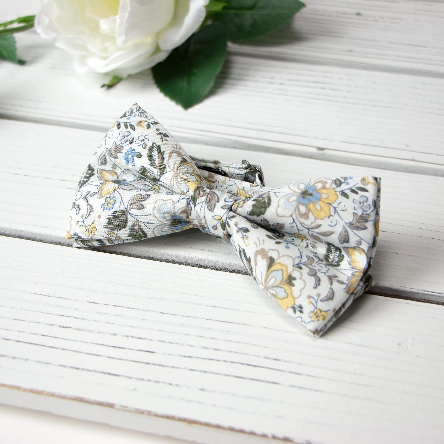 Men's Cotton Floral Suspenders and Bow Tie Set for Groomsmen Wedding Parties