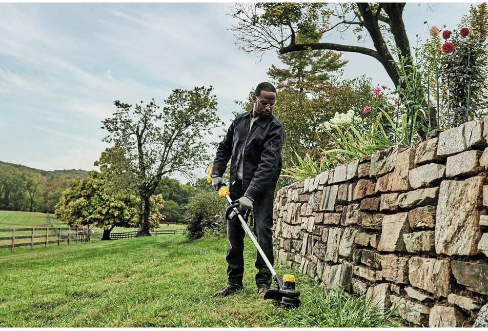 Dewalt DCST925BR 20V MAX Lithium-Ion 13 in. Cordless String Trimmer (Tool Only) photo 5