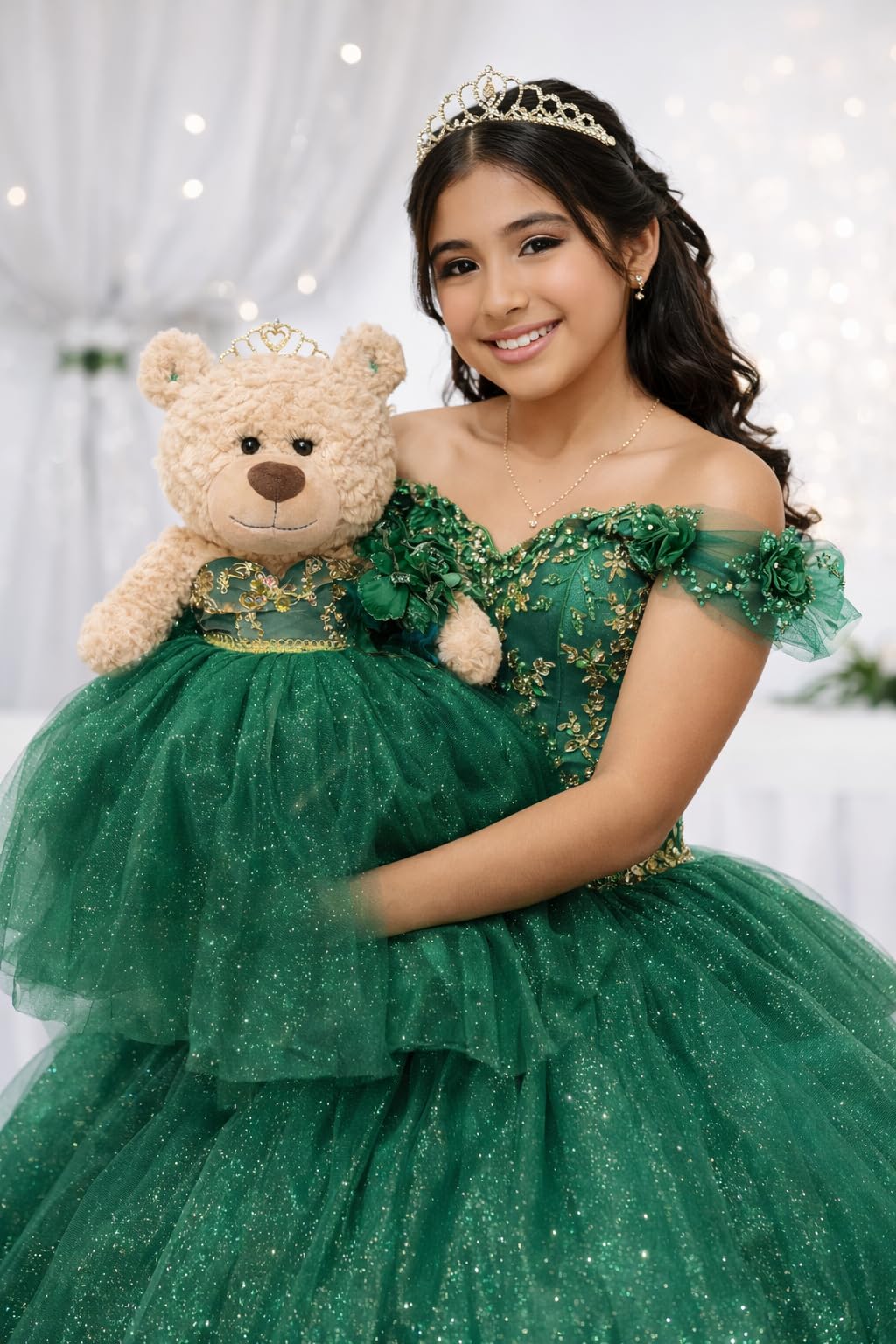 Amazon.com: KINNEX COLLECTIONS SINCE 1997 Large 20 Quinceaera Teddy Bear  Centerpiece  Elegant Dress, Oversized Keepsake Gift for 15 Aos, OSO  Quinceaera Decoracin B16632-33 (Emerald Green) : Home & Kitchen
