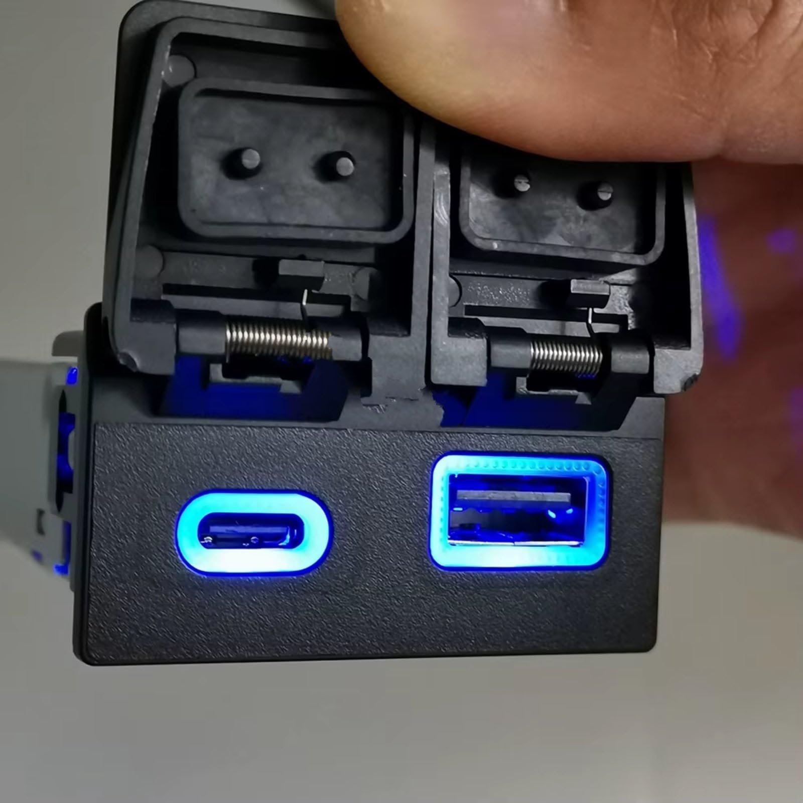 Centro Puerto USB Compatible Con Toyota Para RAV4 Para Wildlander 2020-2024 Coche QC3.0 Para Interfaz PD Tipo C Carga Teléfono Dual Cargador Puerto USB