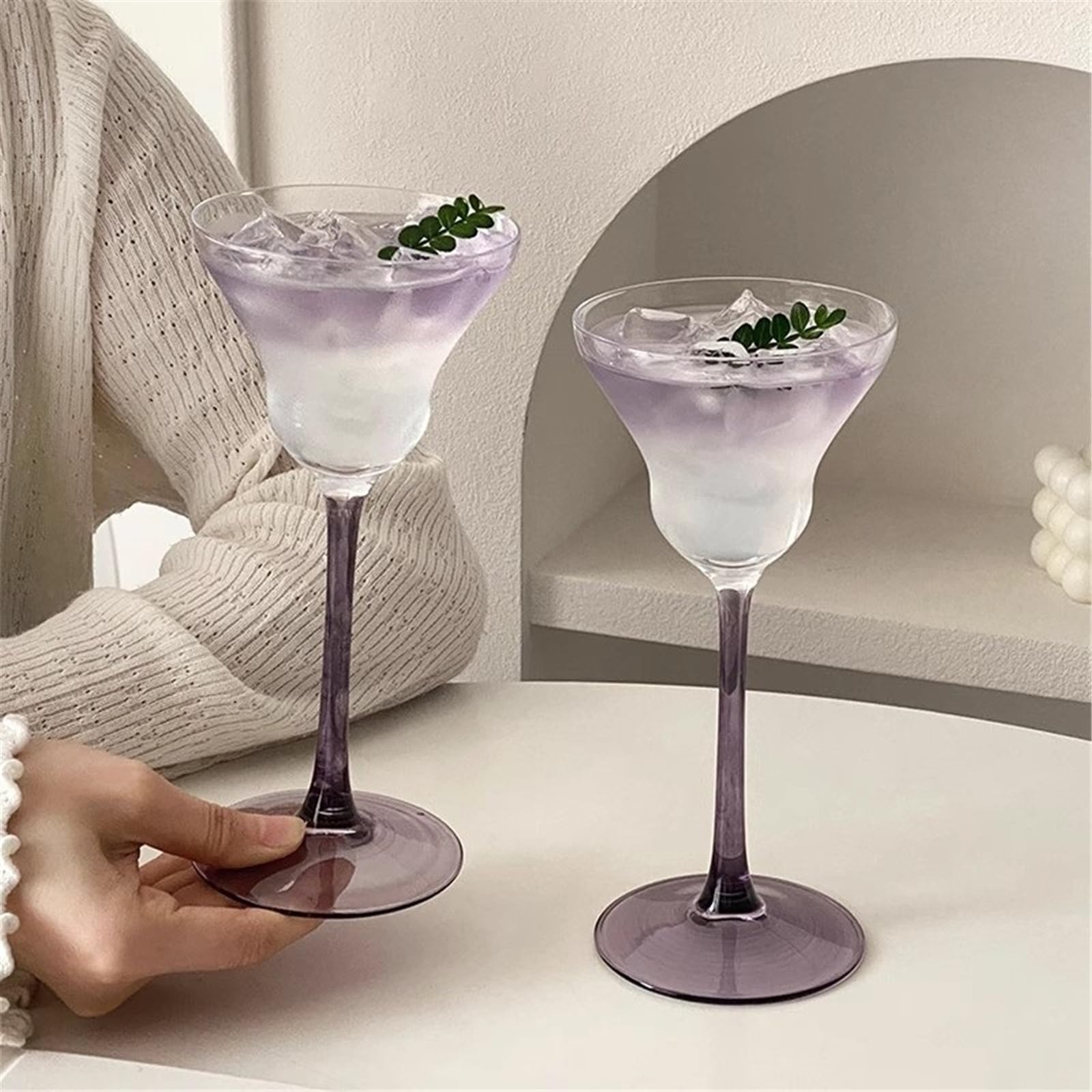 Kolorowe kieliszki do Martini na nóżce 6,4 uncji Eleganckie koktajlowe coupe z długą nóżką do soku