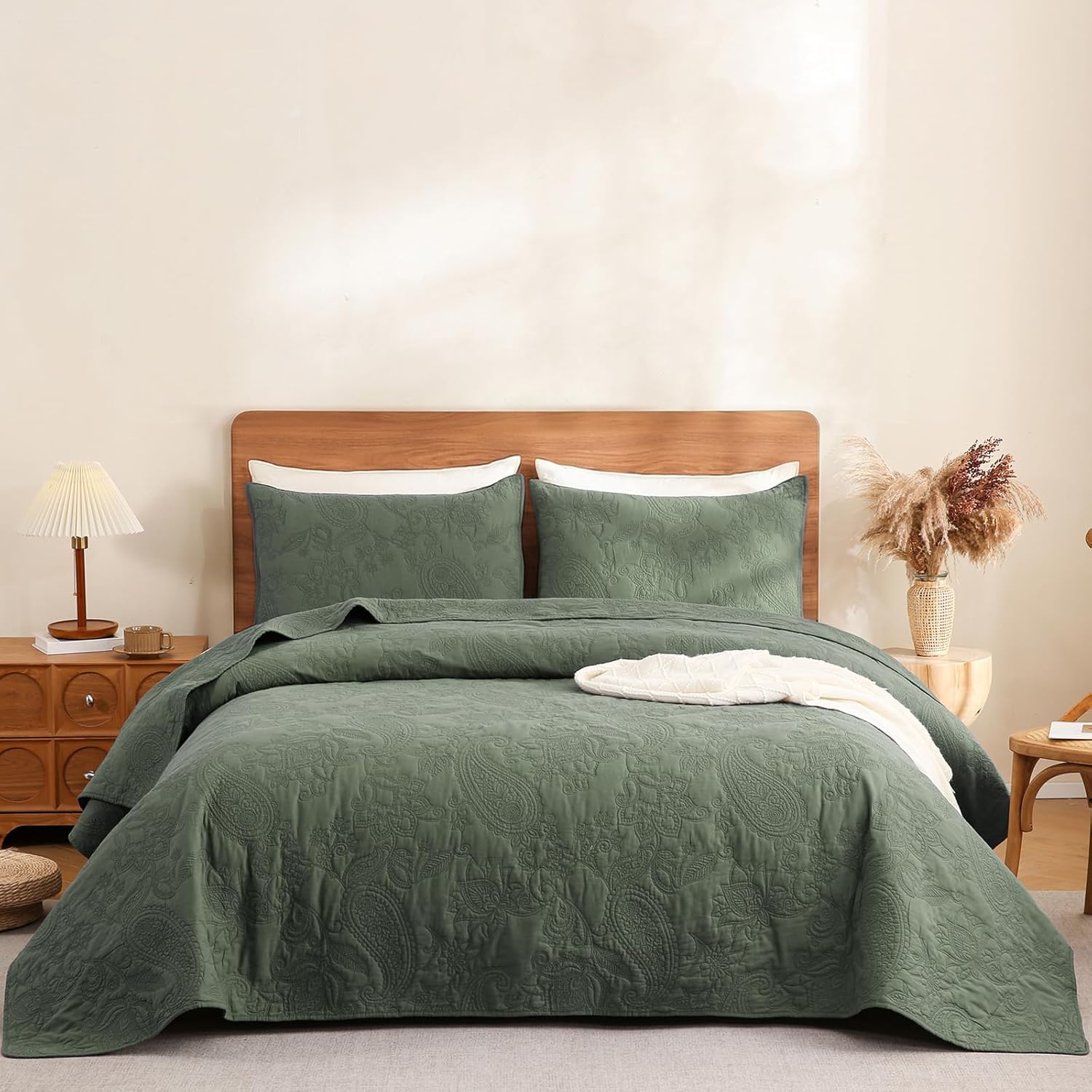 Cal King Size Quilt Bedding Set, Lightweight Paisley Bedspread Sets Comforter Prewashed Blanket Coverlet Sets Soft Matelasse Bed Cover for All-Season