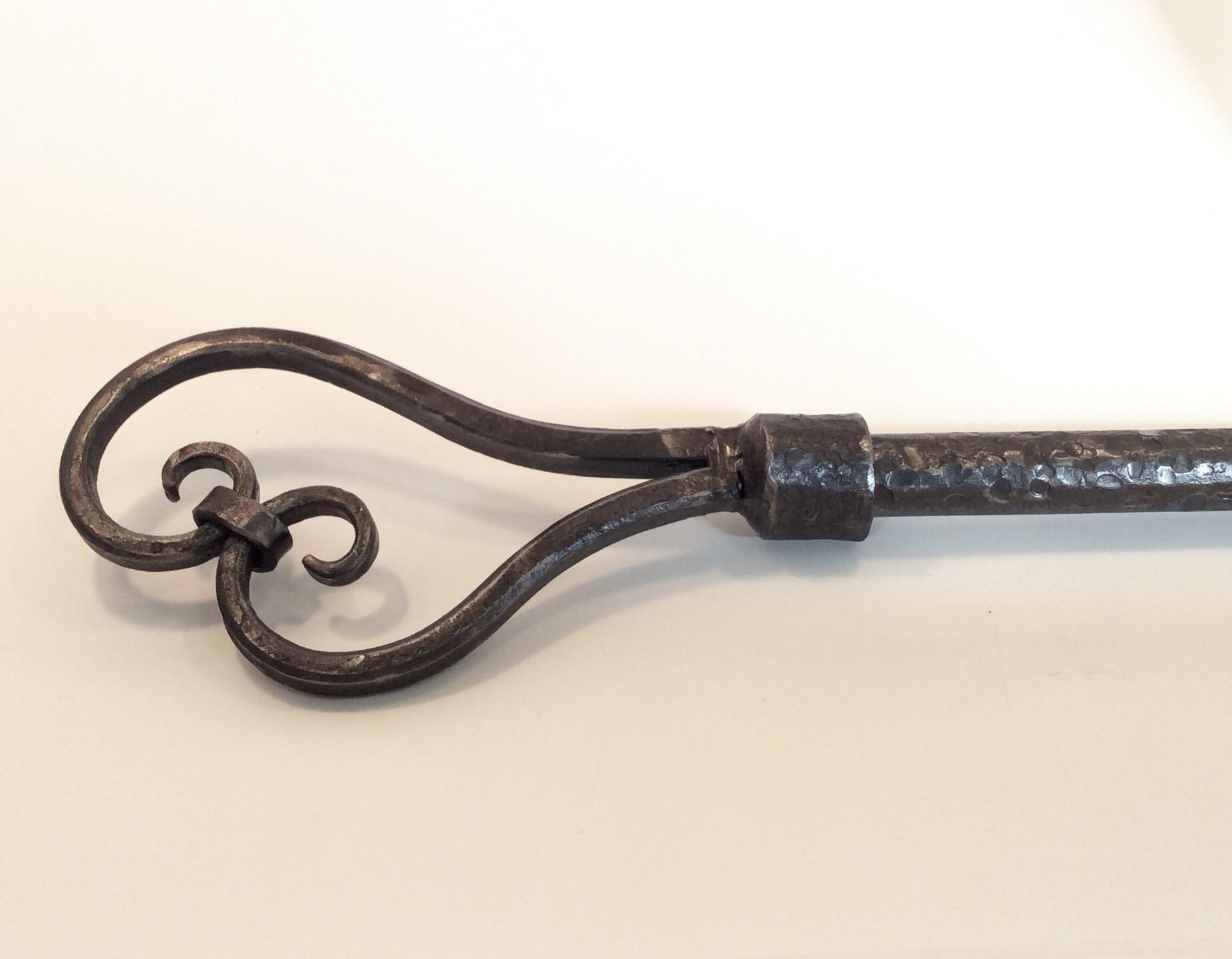 Curtain Rod, finials and brackets.