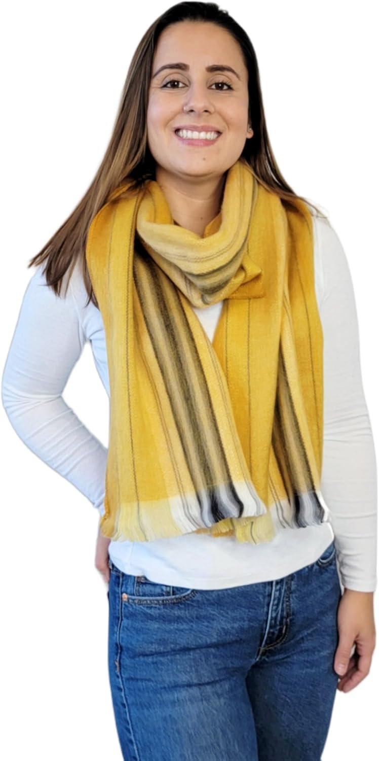 LATITUDE ZERO Alpaca Wool Blend Scarf - Unisex, Super Soft & Warm, Ideal gift for Men & Women