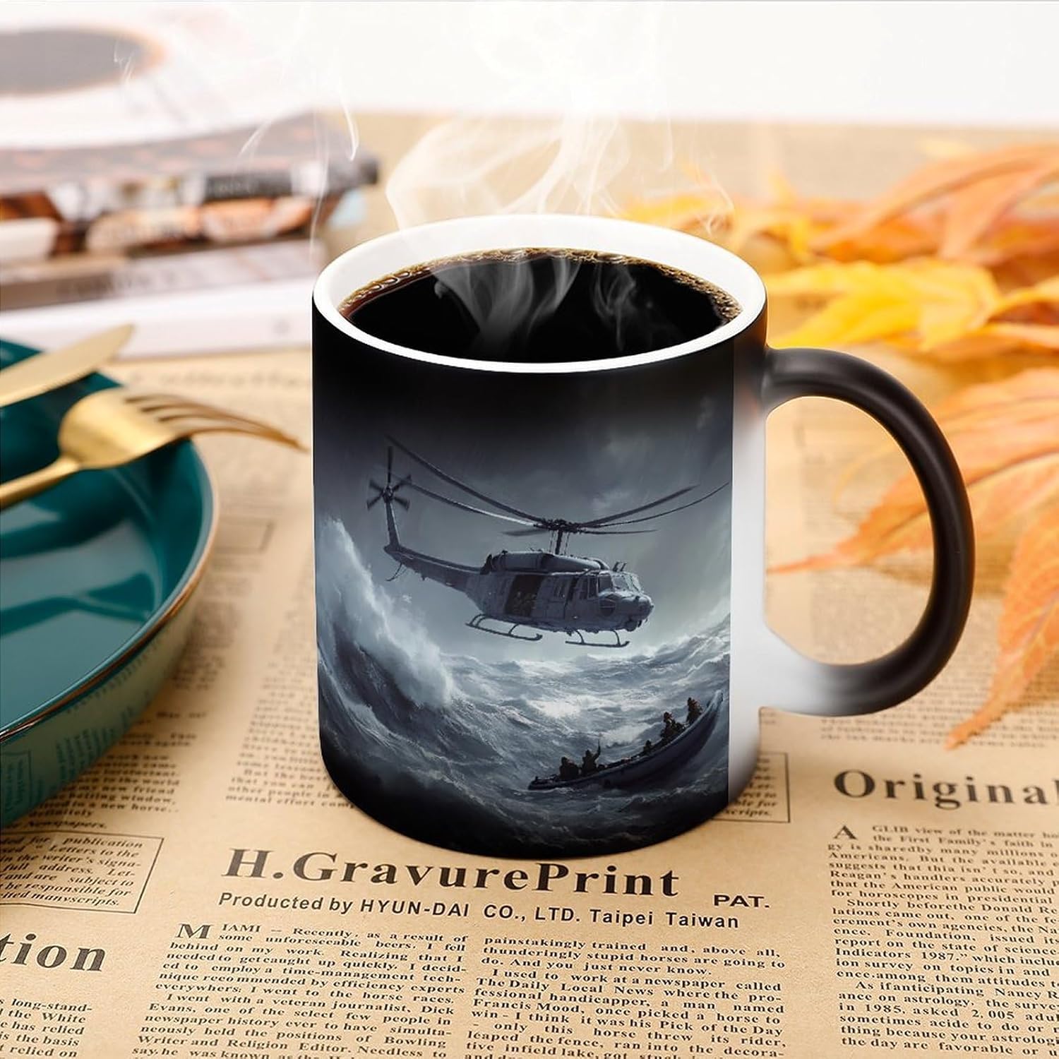 Helicopter Rescues at Sea Heavy Rain Color Changing Mug Heated Ceramic Cup Heat Sensitive Coffee Mug Fun Gift