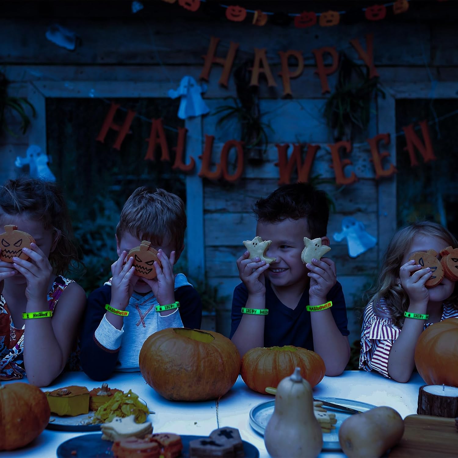 Capoda 100 Pcs Halloween Luminous Silicone Wristbands, Pumpkin Patterns Rubber Bracelets Glow in the Dark, for Kid over 6 Years Halloween Trick or Treat Party Favors Goodie Bag Stuffers Supplies - Image 4