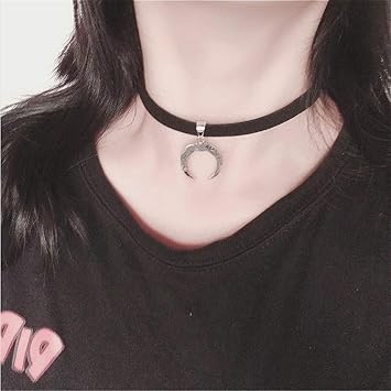 Amazon Com Cathercing Moon Pendant Choker For Women Black Velvet Necklace Wide Silver Moon Choker Necklace For Women And Girls Vintage Necklace Chain Punk Collar Jewelry Christmas Gift Beauty
