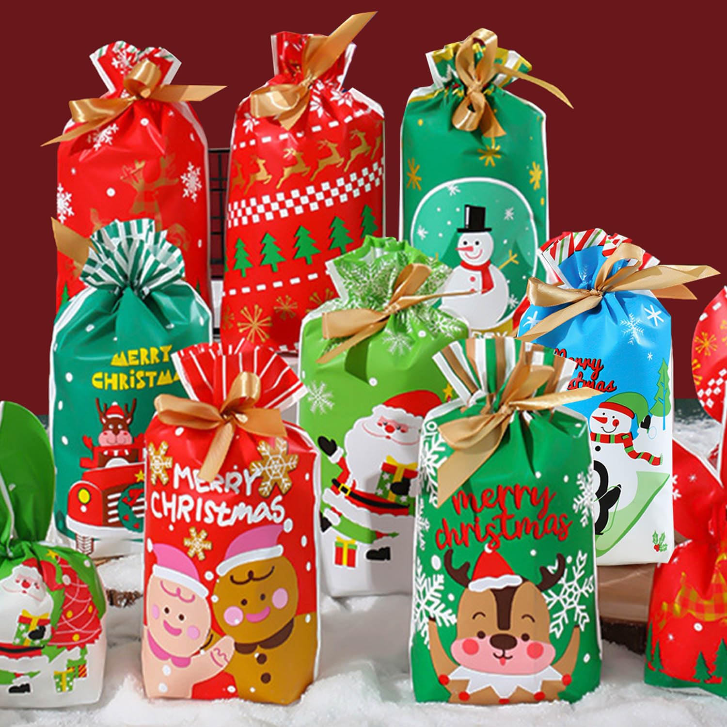 12 Sacchetti Regalo Di Natale KOHMUI – Kraft Colorati Con Manici – 25x34x12 Cm – Motivi Classici: Albero, Babbo Natale, Renna - 3