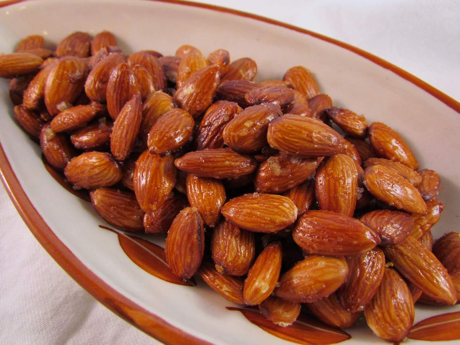 Jaiccha Ghasitaram Desi Ghee Fried Salted Almonds 800 GMS in Brown Paper Pouch