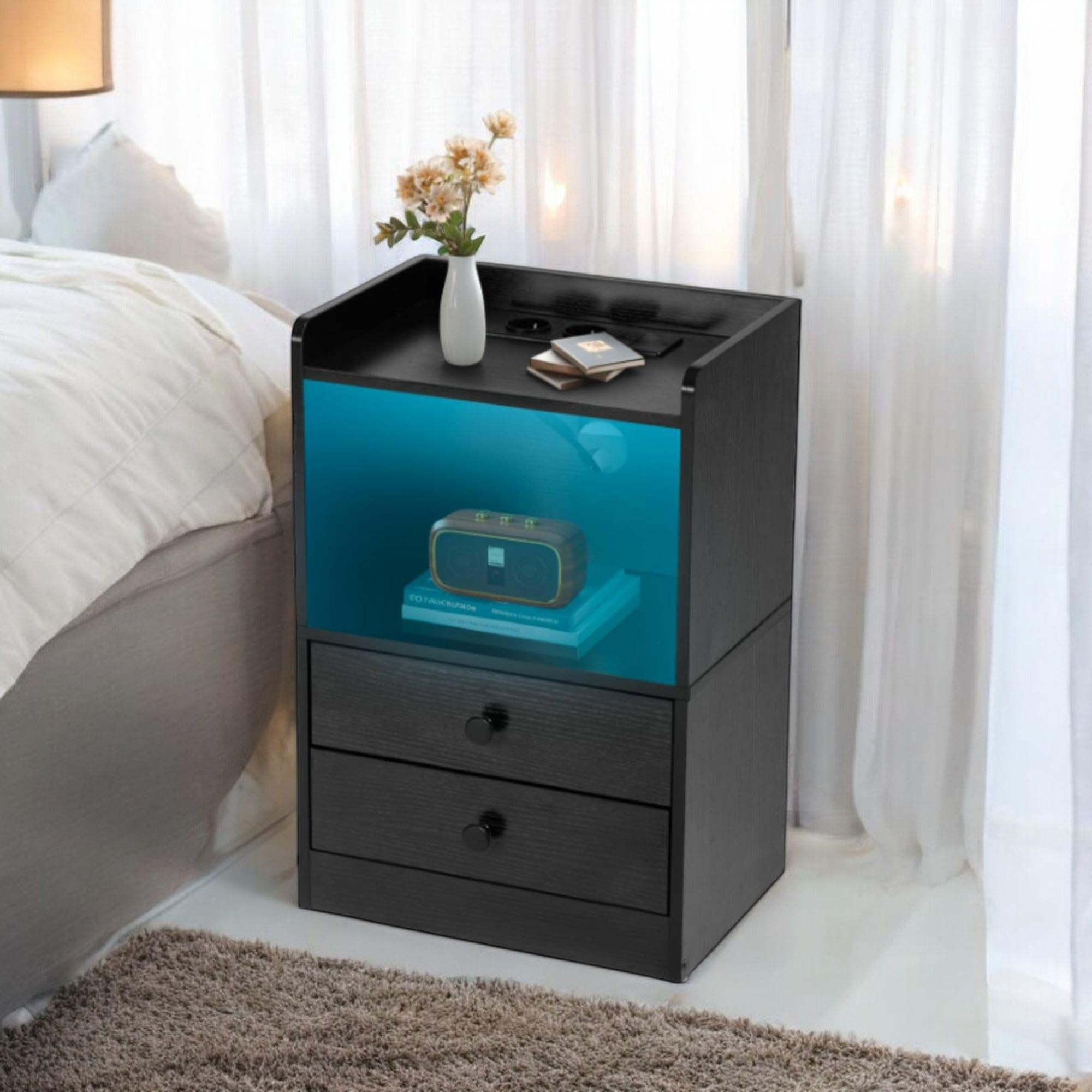 FurnitureR Table de Nuit avec Eclairage LED, Eclairage Ambiant Multicolore, Rangement à Deux Tiroirs, Armoire Compacte pour Chambre à Coucher avec Station de Chargement USB, MDF Noir, 38 x 26 x 56cm