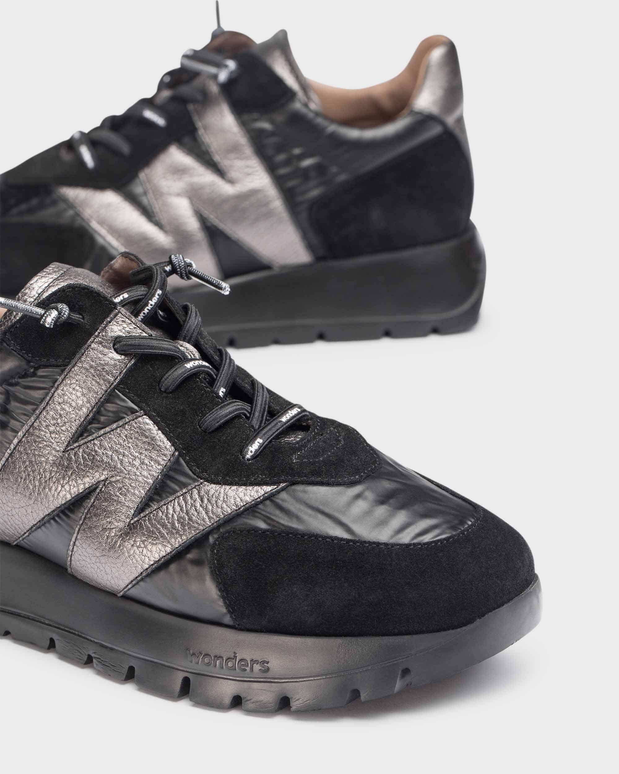 Wonders Black Odisei Sneakers