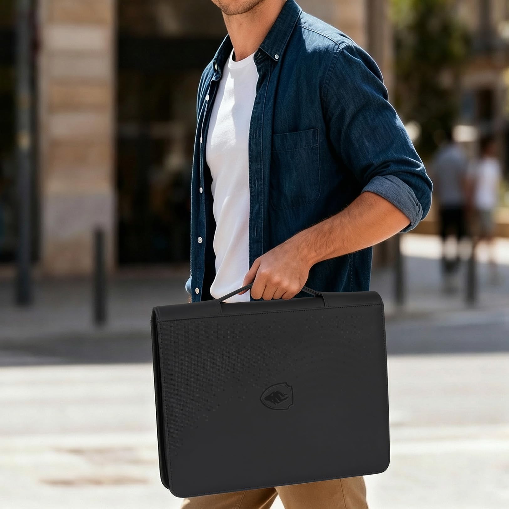 Fabmaker Carpeta de carga superior con capacidad para 360 tarjetas, carpeta portátil con asa retráctil, almacenamiento de tarjetas coleccionables de carga lateral para fundas de tarjetas duras de 3 x