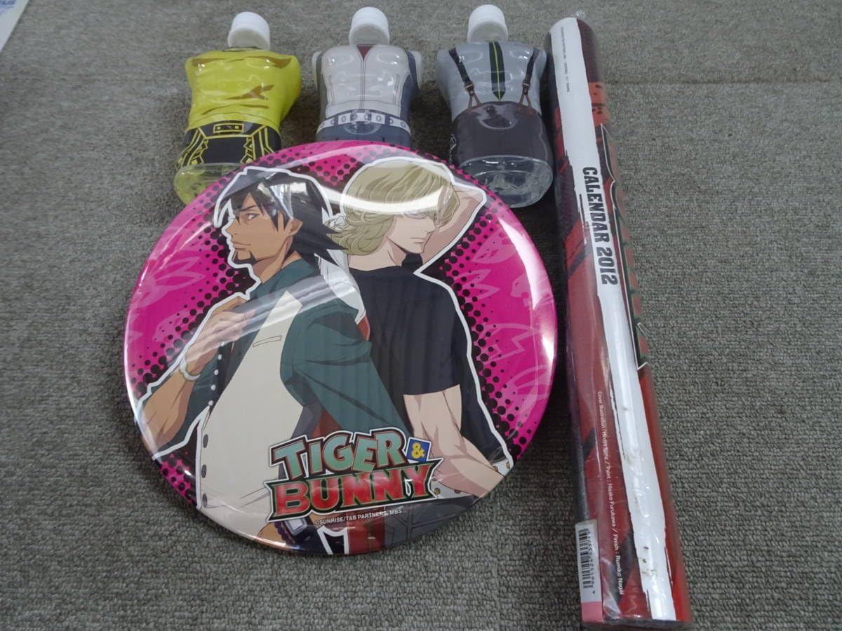 Amazon | TIGER＆BUNNY クリアファイル しおり マグコレ ガチャガチャ 