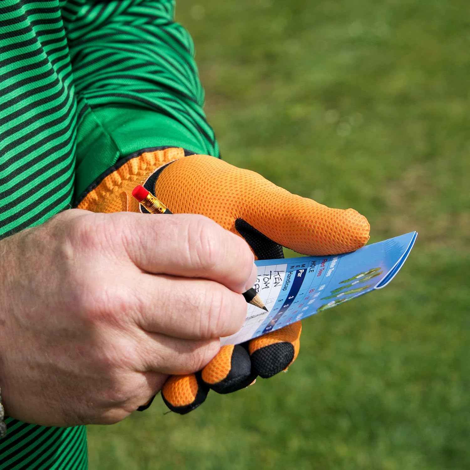 Chivao 600 Pieces Golf Mini Pencils Bulk with Eraser Shoebox Size #2 HB Golf Short Pre Sharpened Pencils for Operation Christmas School Donation Party Favors Office Supplies 4 Inch(Black)