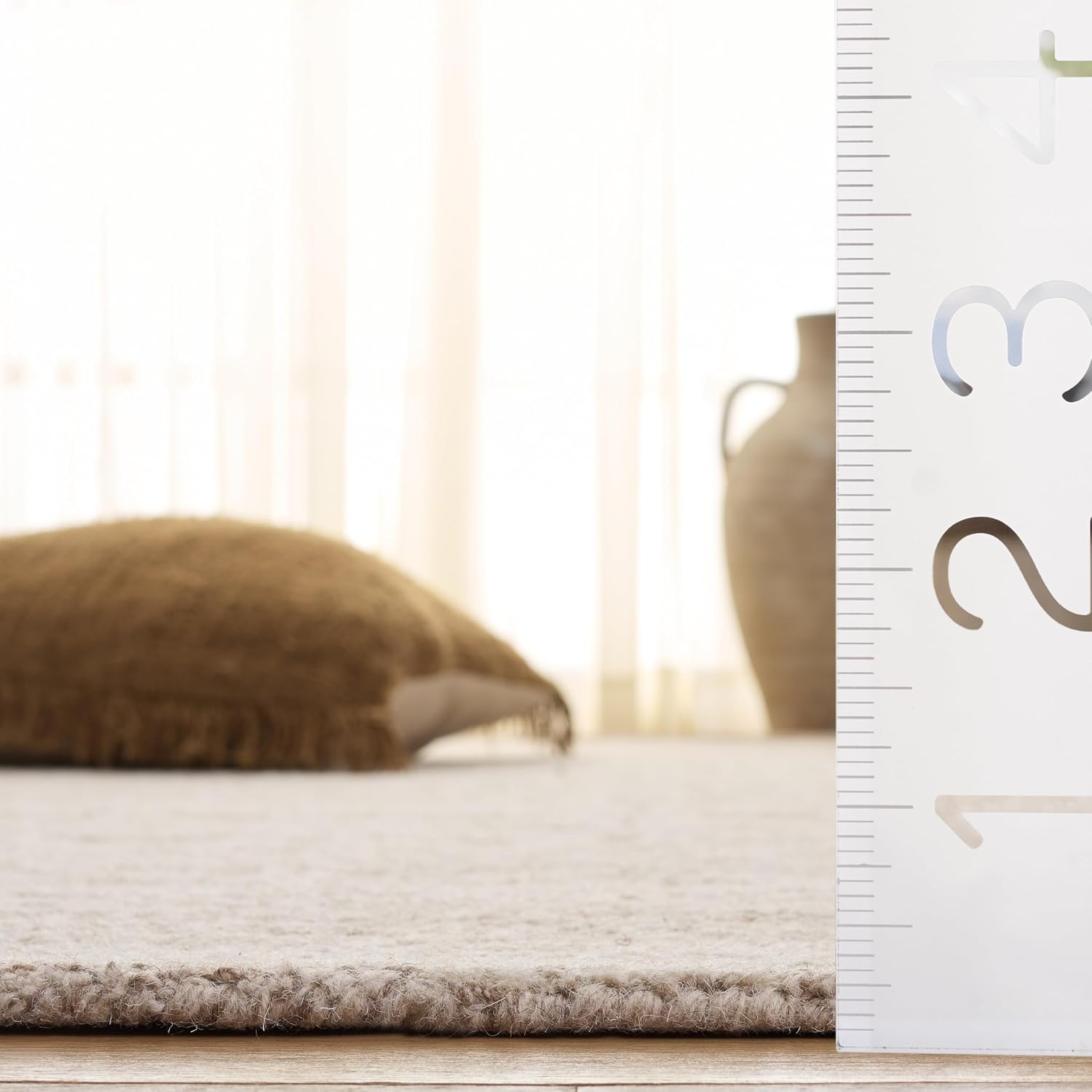 SAFAVIEH Area Rug 5x8 - Ebony Collection - Natural & Ivory, Handmade Wool, Ideal for Living Room, Bedroom, Dining Space (EBN606A)