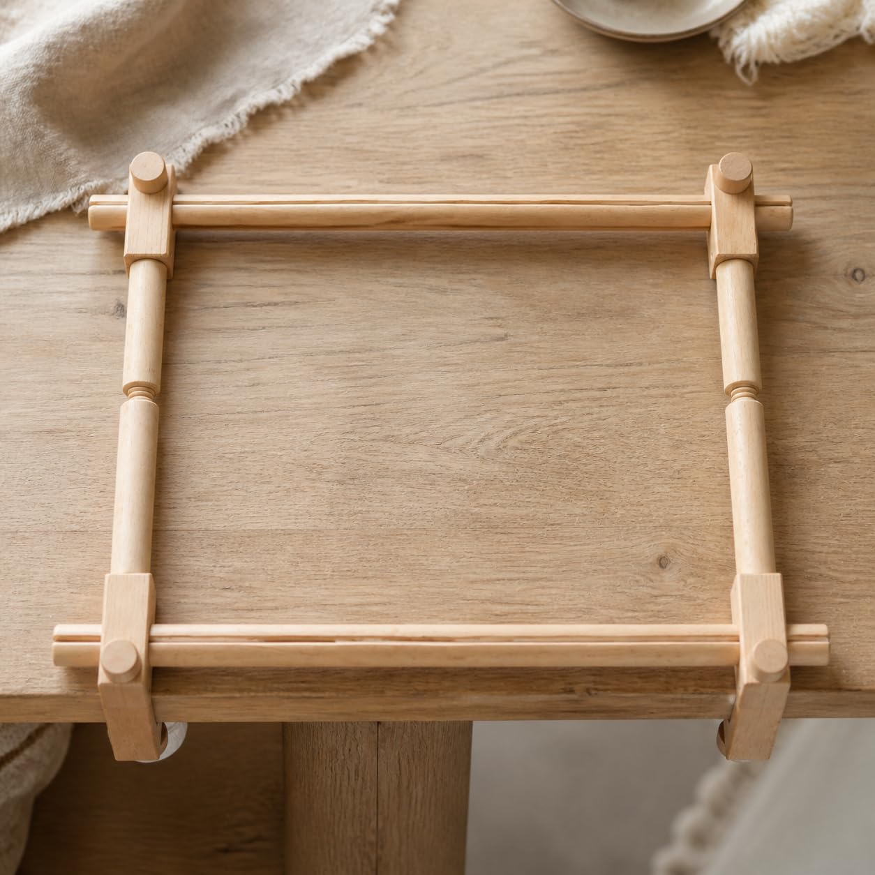 Bastidor Bordado table , style to 1 | Fijación escritorio, Bastidor costura, Manualidas textiles, Para principiantes