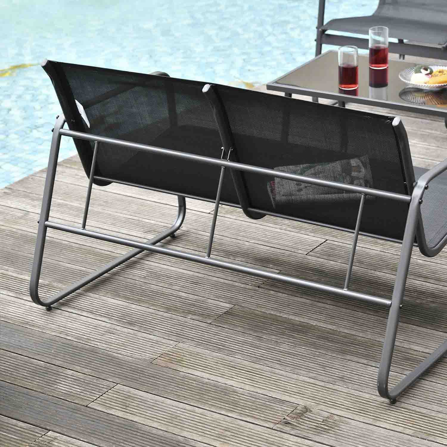 FRANKYSTAR Sakura - Salottino da giardino di design con divanetto + 2 poltrone + tavolino da caffè con ripiano in vetro. Set lounge da esterno 4 pezzi in metallo e textilene. Nero.
