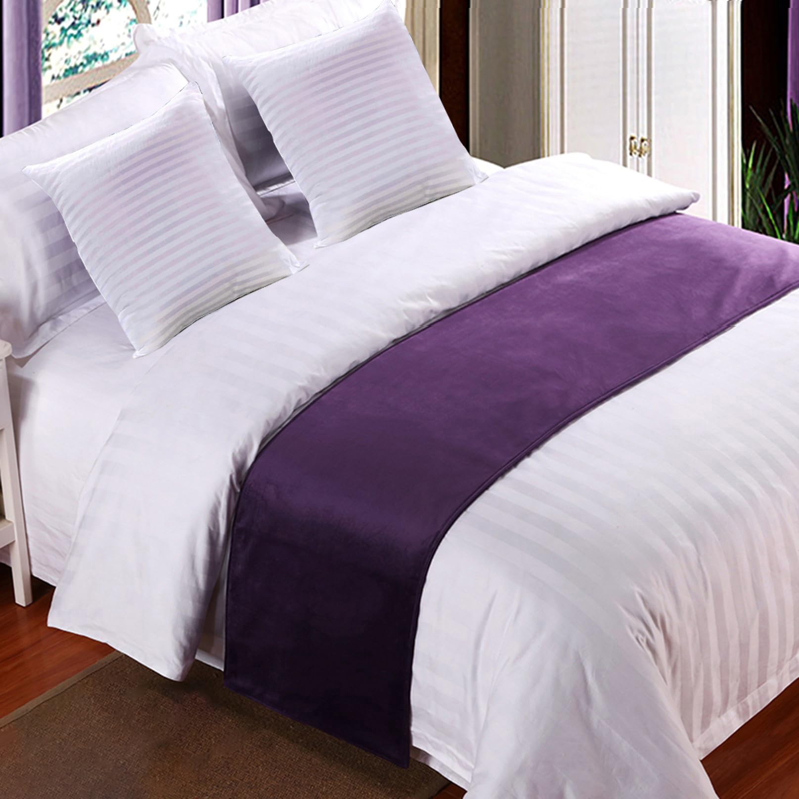 LEEMQCYA Velvet Bed Runners Bedspread Cover Solid Soft No Fading Bed Scarf Protection for Bedroom Wedding Room Home Hotel Bedding Decorations,Dark Purple-45x180cm for 1.2m bed