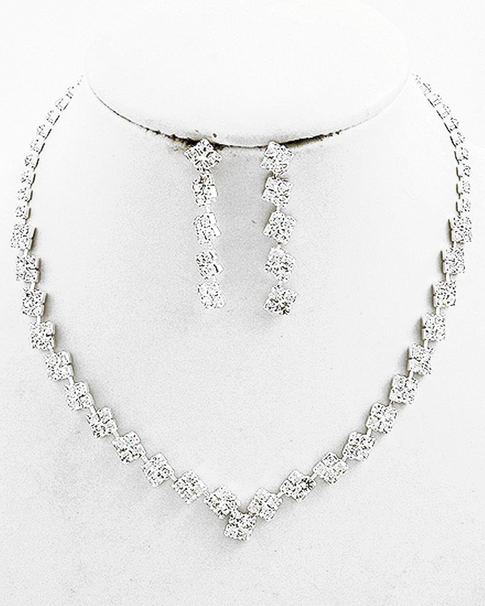 Flattering Clear Sparkly Rhinestone Bridal Necklace and Earring Set Silver tone