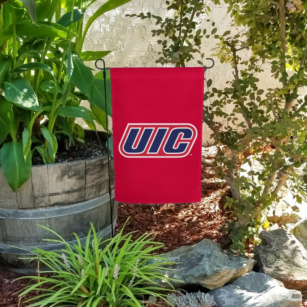 UIC Primary Logo Garden Yard Flag