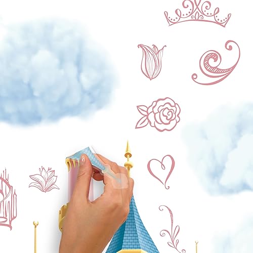 Miniatura 4 de RoomMates, RMK5408TBM - Calcomanías de pared gigantes con tira de luces de castillo de princesas de Disney