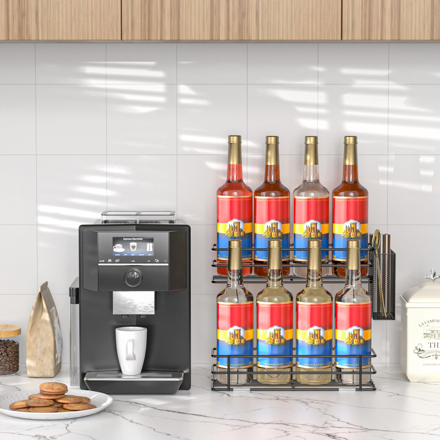 Ovicar Porte-sirop pour café - Support à 8 bouteilles de sirop pour bar à café, station de café, accessoire avec panier à capsules de café en paille, 2 niveaux, plan de travail de cuisine pour le