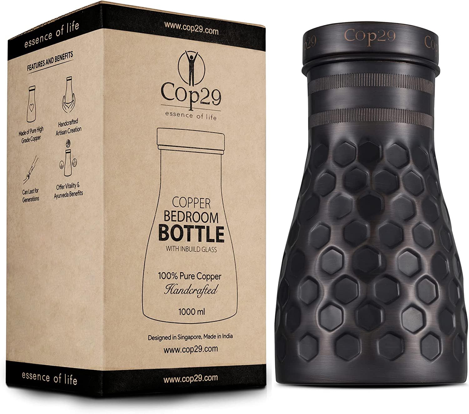 Cop29 Dolny - Botella de agua hecha a mano con diseño de panal antiguo de cobre para dormitorio, jarra con tapa, jarra de agua para mesita de noche (uso en interiores con tapa suelta) – 1000 ml/34oz