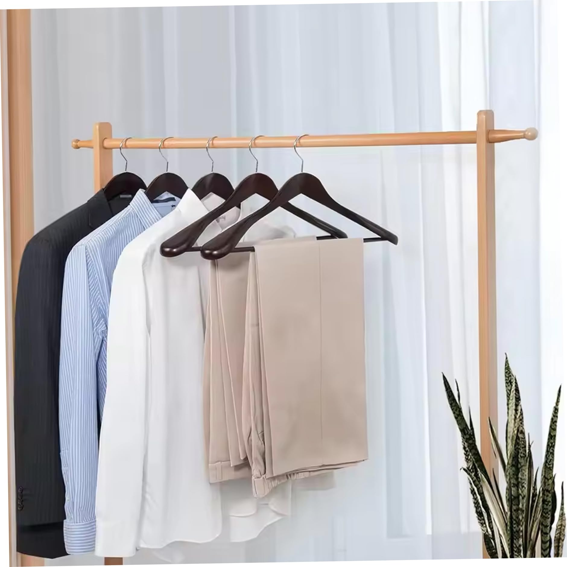 8 grucce in Legno da 17, 5x10 Pollici - grucce in Legno a Spalla Larga per carico Forte per Abiti, Cappotti, Giacche, Pantaloni, Jeans, organizzazione dell'Armadio, Robusto Rosso Marrone