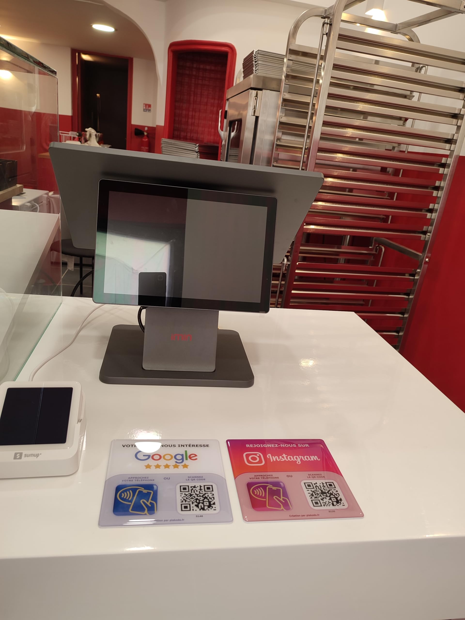 Plaque NFC et QR Code en Epoxy 12x12cm - Boostez votre présence sur Instagram