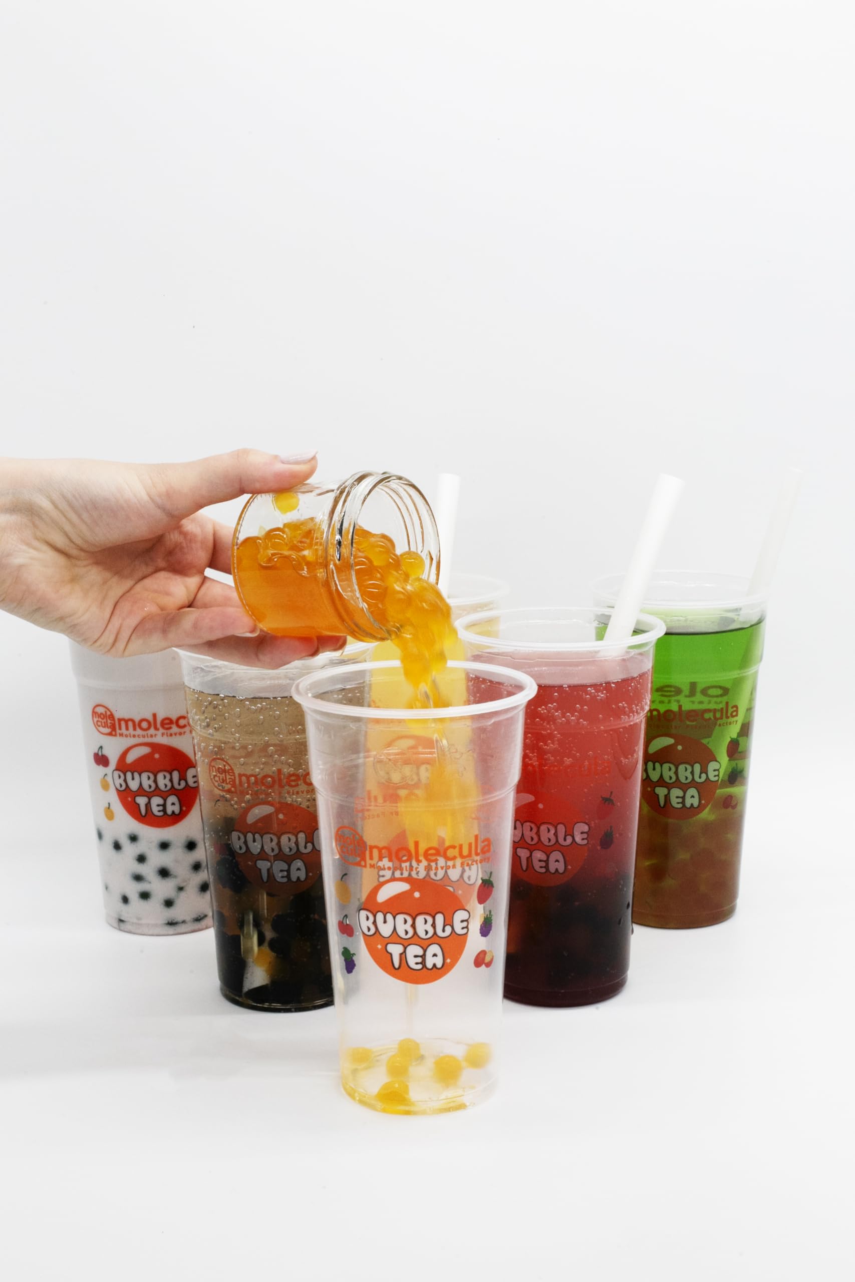 Grab&Go Set für 6x700ml fertigen Bubble Tea | 2x Molecularer Kaviar und 2x Sirup für Bubble Tea | Heidelbeere und Stachelbeere sowie Sirupe mit Zitronen- und Erdbeergeschmack