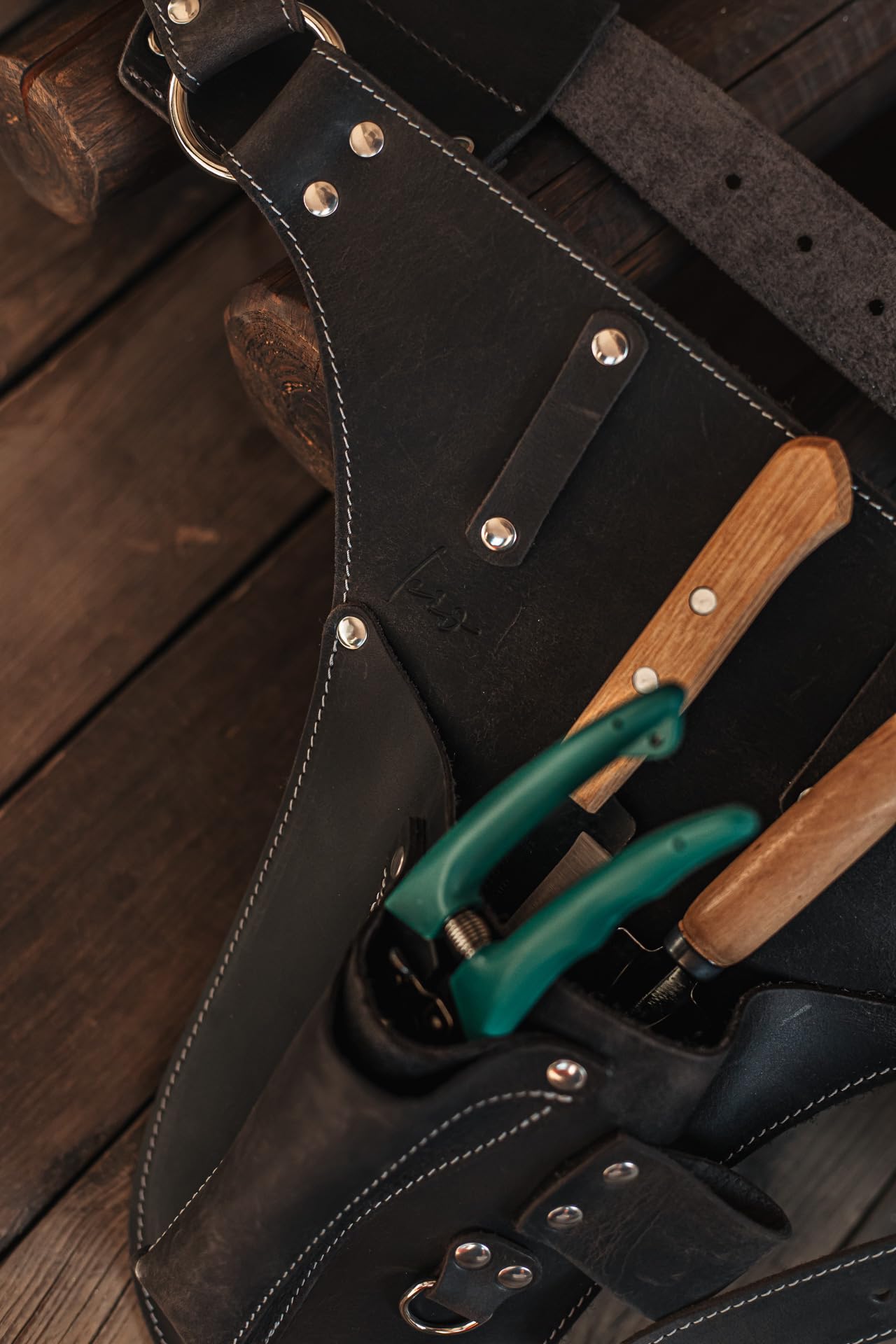 Cinturón de herramientas de jardín para hombre, cinturón de herramientas de cuero para mujer, cinturón para jardinero, electricista, carpintero, cinturón de cuero para floristería (negro con grabado)
