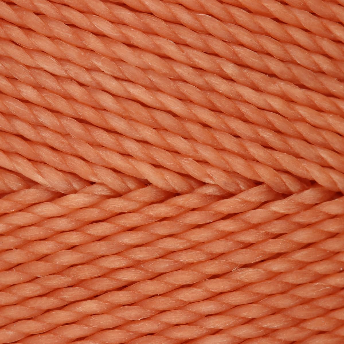 The Beadsmith Knot It Cordon en polyester ciré - Couleur pêche - 0,7 mm de diamètre - Cire claire, 144 m par bobine - Pour fabrication de bijoux, macramé, bracelets d'amitié et loisirs créatifs