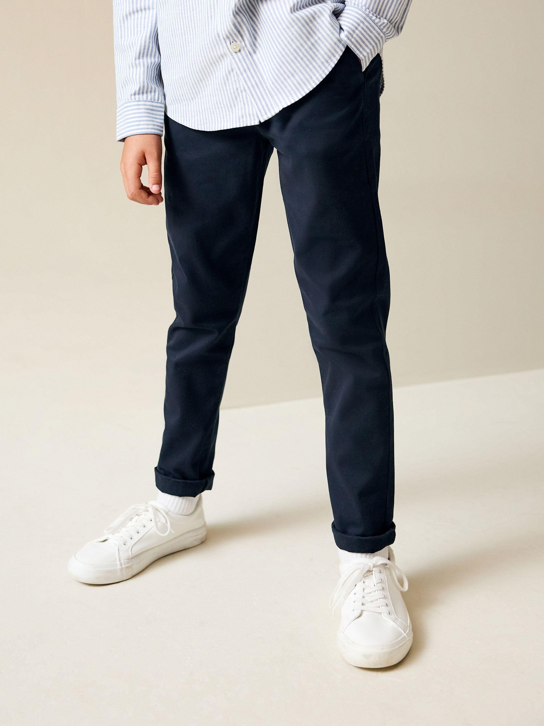 NEXT Ragazzo Confezione da 2 Pantaloni Chino Elasticizzati con vestibilità Skinny