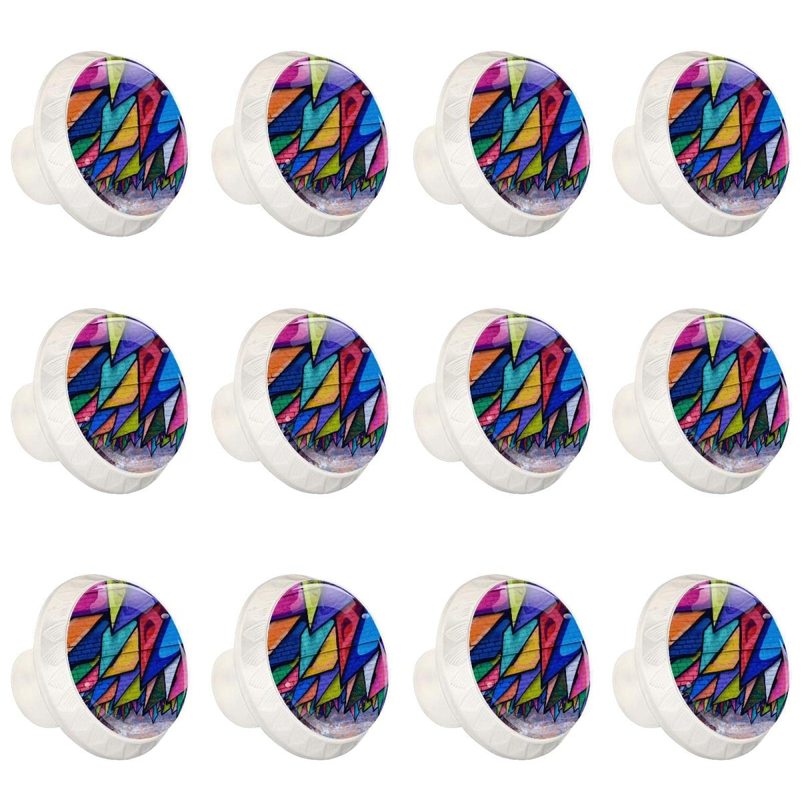 Boutons décoratifs armoire et placard pour relooker une commode de chambre au style street art