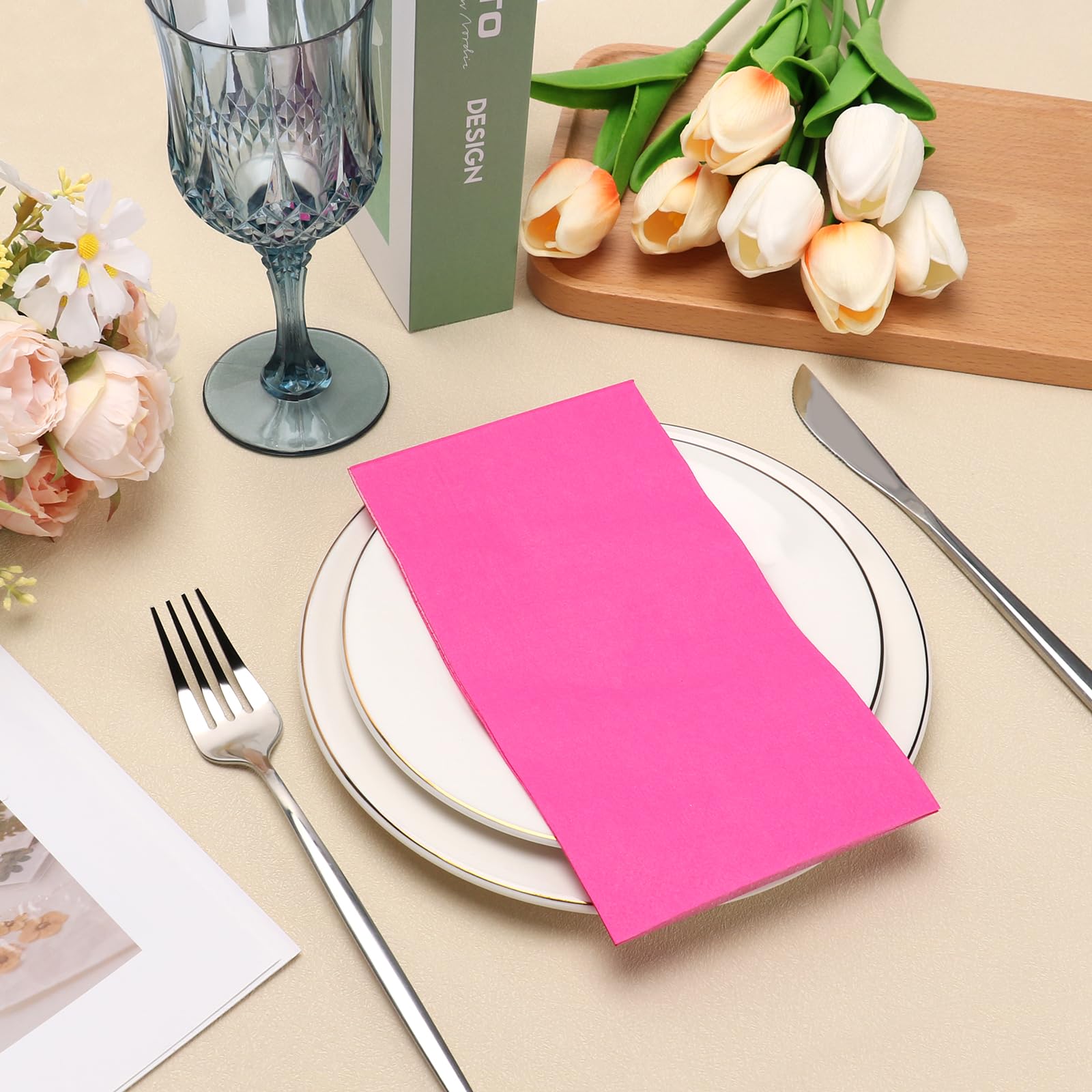 Creative Converting Papierservietten Bright Pink - 50 Stück, 3-lagig, Für Partys & Feiern